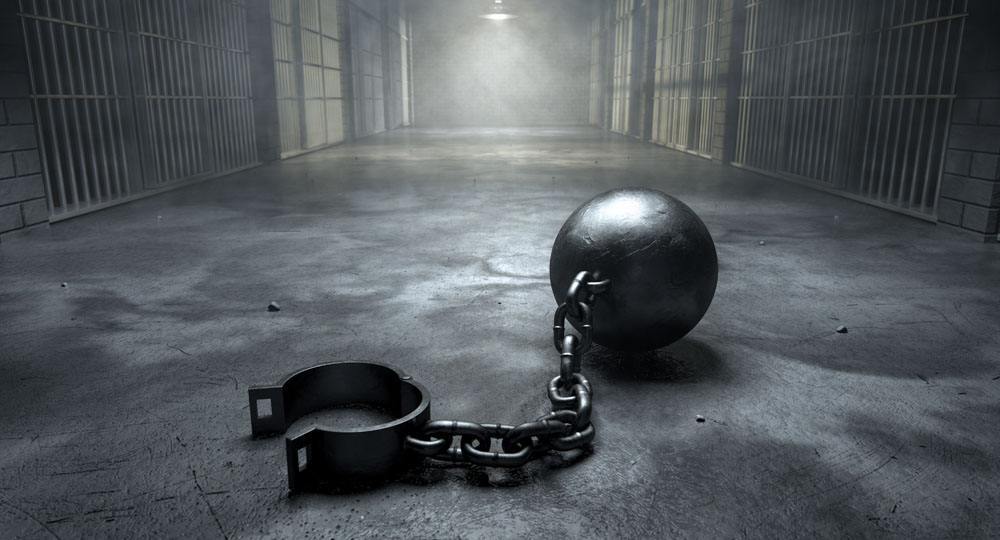 玩火自焚？男子黑进监狱欲提前释放囚犯却翻船